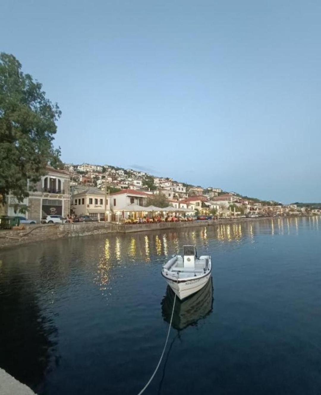 Mesonisi Με Υπέροχη Θέα Στον Παγασητικό!! Villa Afissos Exterior photo